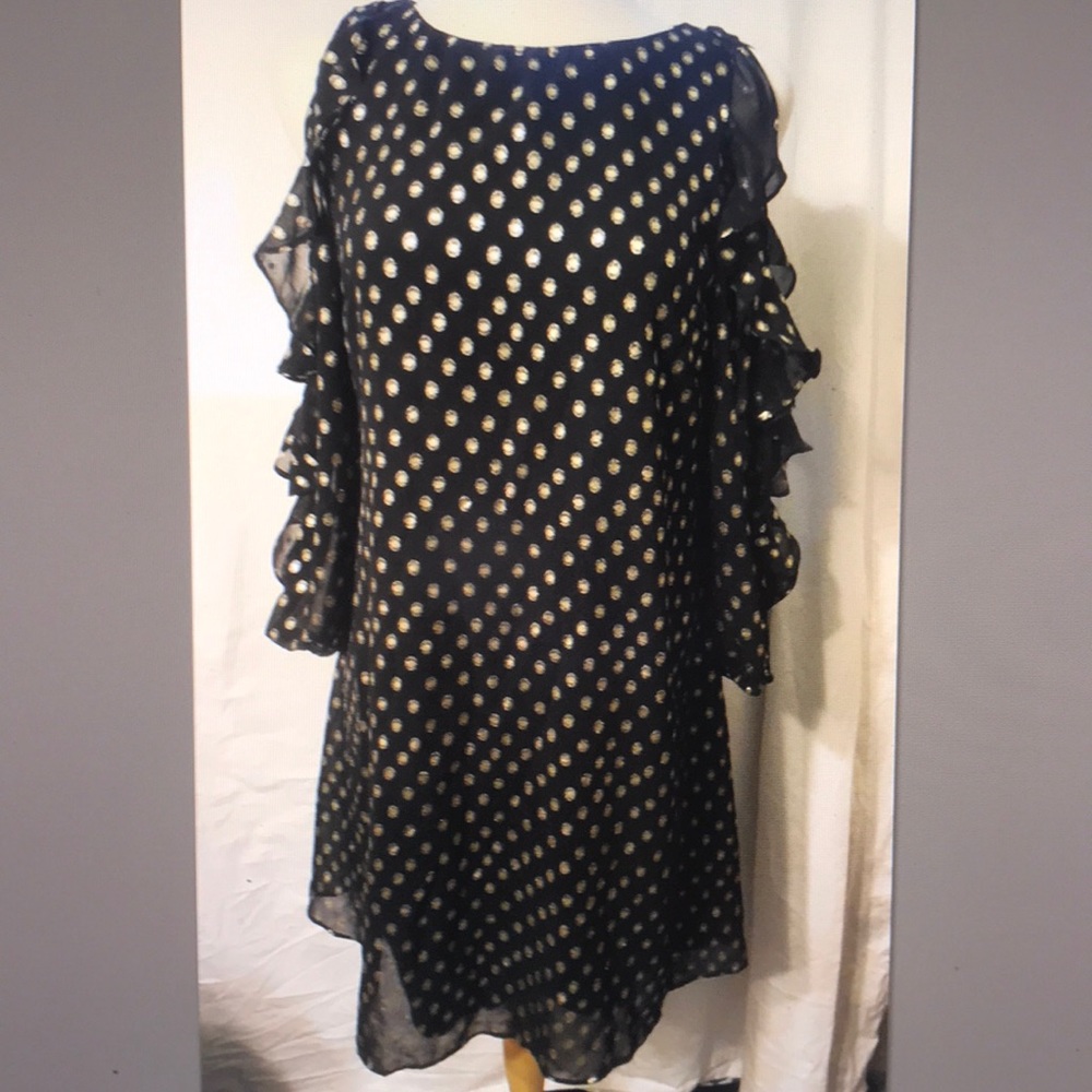 Cold Shoulder Ruffled Sleeve Polka Dot Dress - Picture 3 of 8